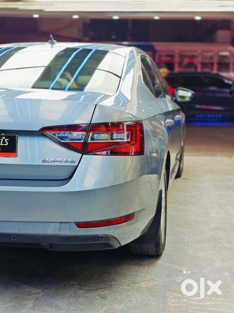 Skoda Superb L&k 2.0 Tdi At, 2018, Diesel