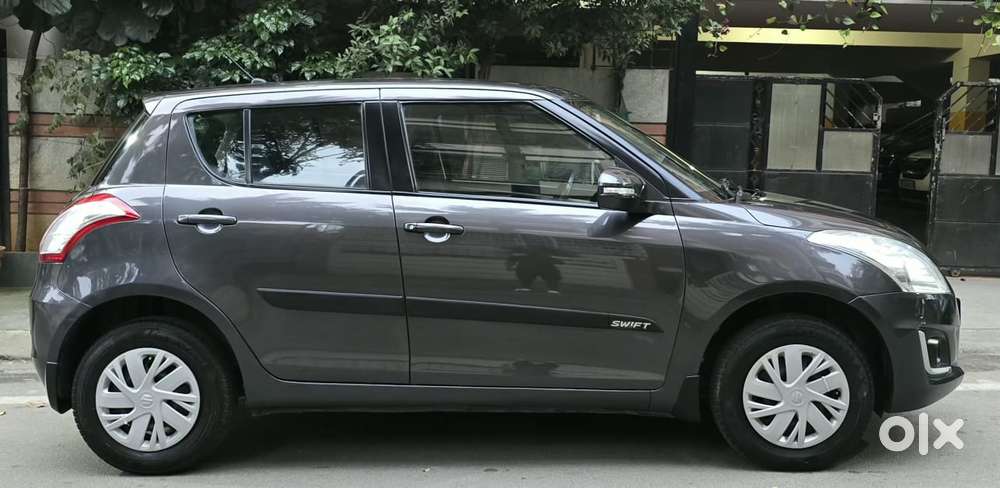 Maruti Suzuki Swift Vxi Optional, 2017, Petrol