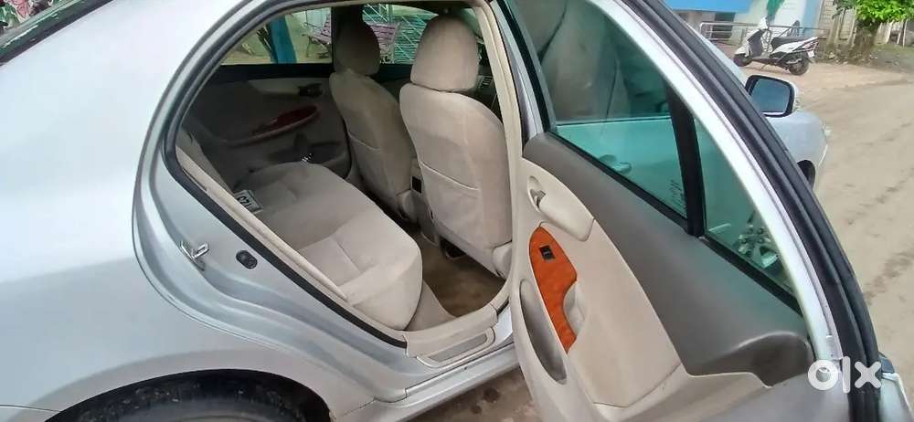 Toyota Corolla Altis 2011 Diesel