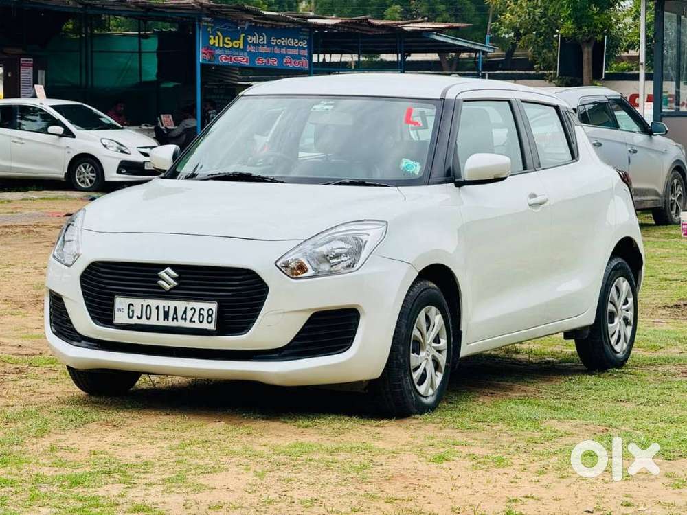 Maruti Suzuki Swift Vxi + Manual, 2021, Petrol