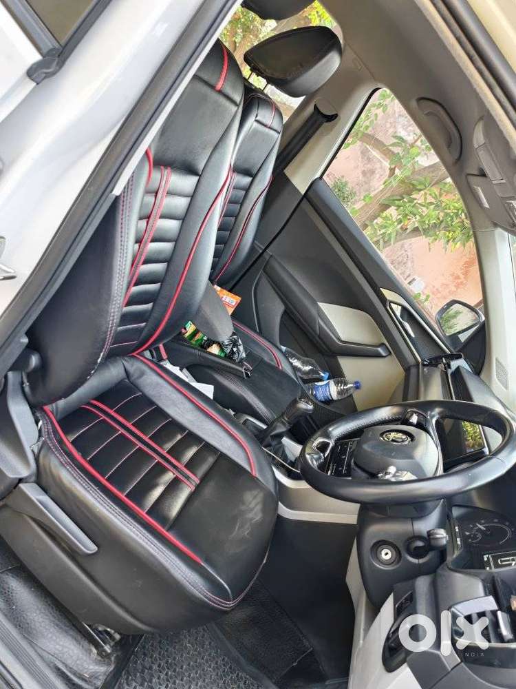 Skoda Kushaq 1.0 Tsi Ambition, 2022, Petrol