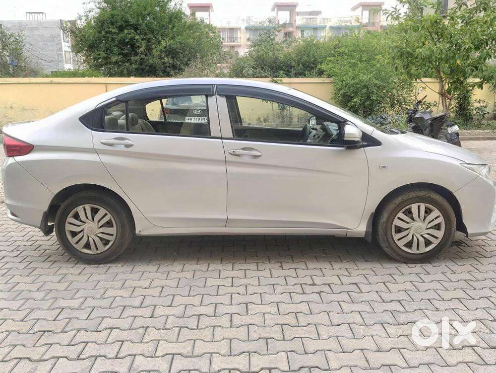 Honda City 2011-2013 E, 2014, Petrol