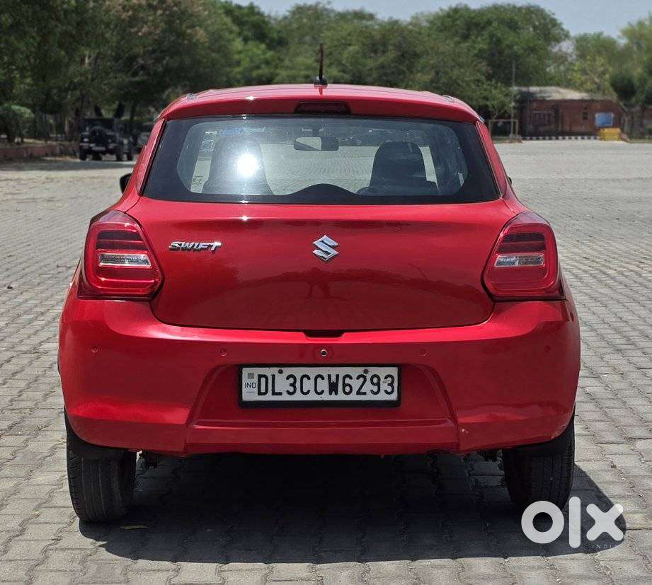 Maruti Suzuki Swift 1.2 Lxi (o), 2022, Petrol