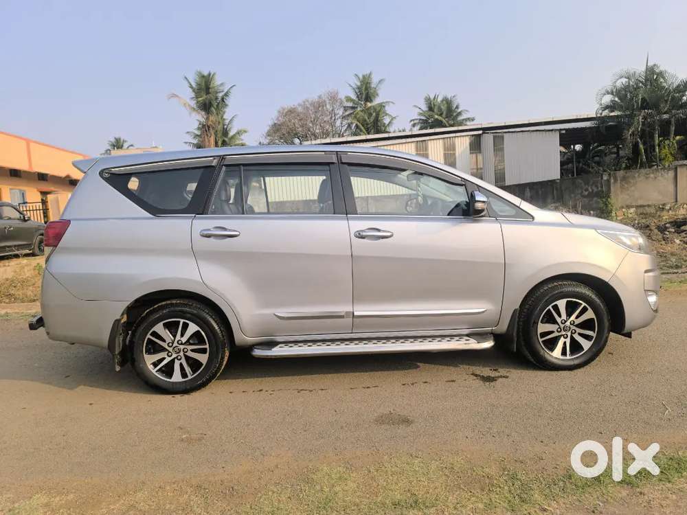 Toyota Innova Crysta Diesel 2017