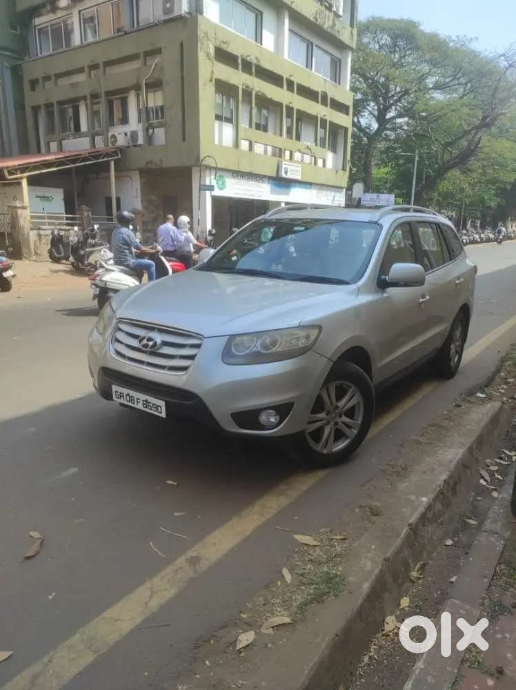 4x4 Crdi Diesel Manual Spacious 8 Seater Car In A Very Good Condition
