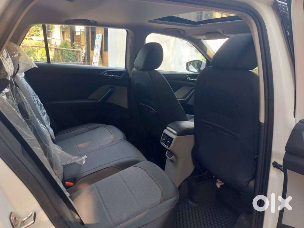 Skoda Kushaq 1.0 Tsi Style, 2024, Petrol