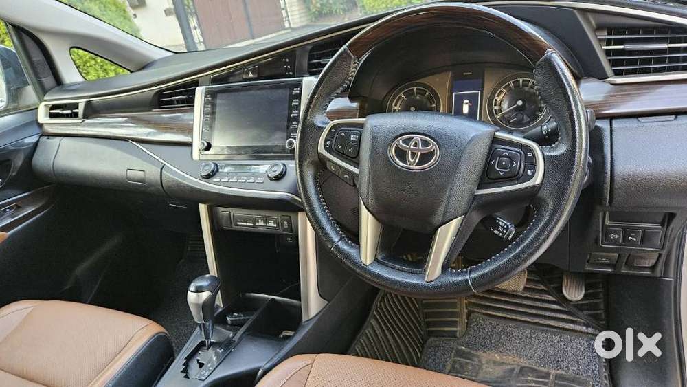 Toyota Innova Crysta [2020-ongoing] 2.4 Zx At 7 Str, 2022, Diesel