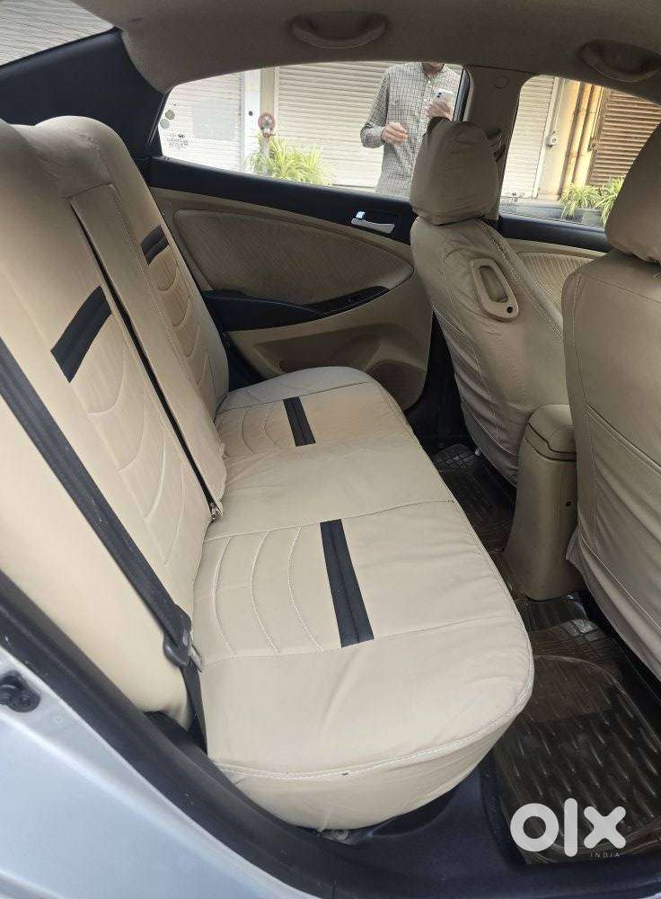 Hyundai Verna Fluidic 1.6 Vtvt Sx, 2015, Petrol