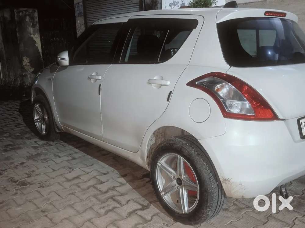 Maruti Suzuki Swift Vxi 2016