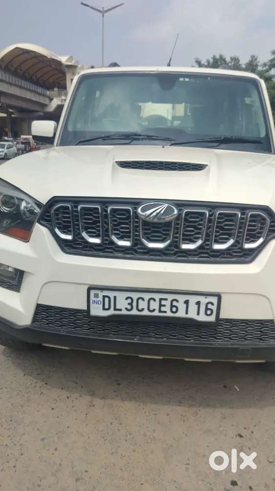 Mahindra Scorpio S10 2016 Diesel Manual