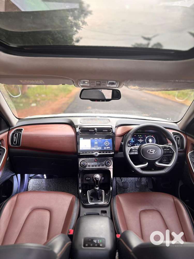 Hyundai Alcazar, 2023, Petrol