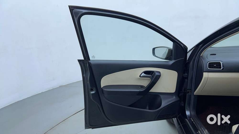 Volkswagen Vento 1.0 Highline Plus At, 2019, Petrol