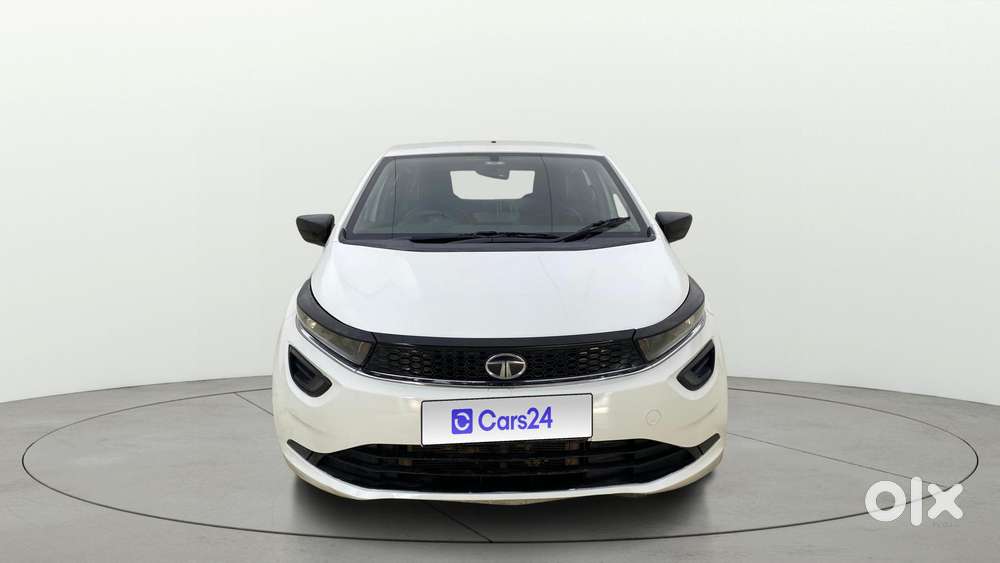 Tata Altroz 1.2 Xe, 2021, Petrol