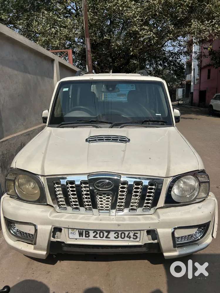 Mahindra Scorpio 2011 Diesel 100200 Km Driven
