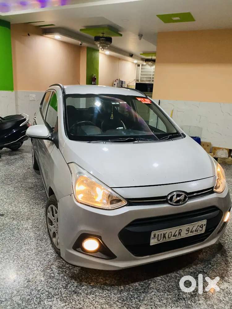 September 2014 Model , 1.2 Sportz Edition , 2nd Owner , 77800 Km Run