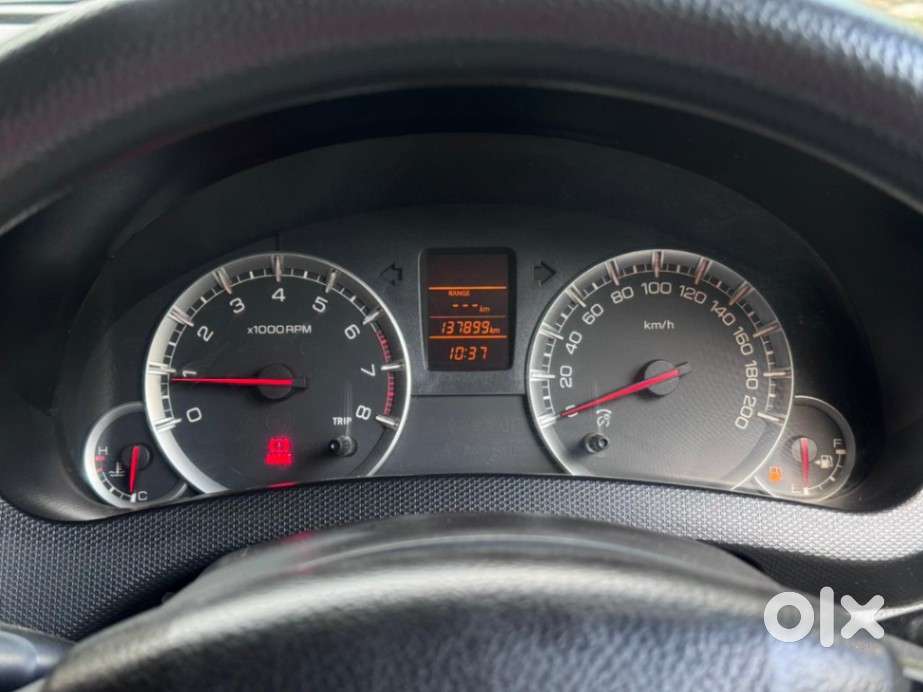 Maruti Suzuki Swift Vxi + Manual, 2016, Petrol