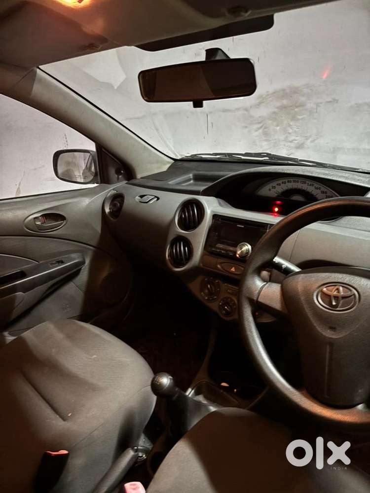 Toyota Etios 2011 Petrol Well Maintained