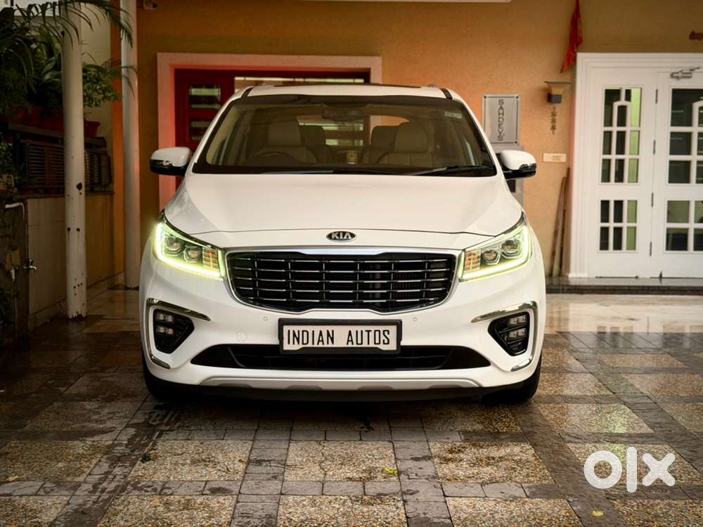 Kia Carnival Limousine