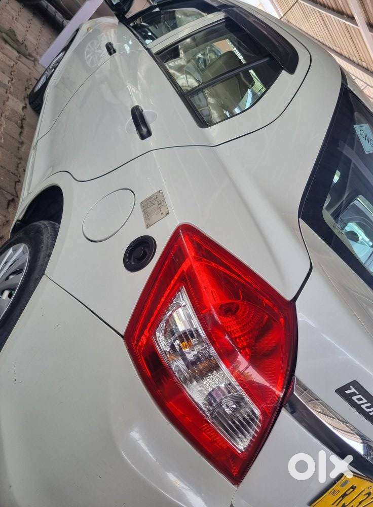 Maruti Suzuki Dzire 1.2 Tour S Cng, 2022, Cng & Hybrids