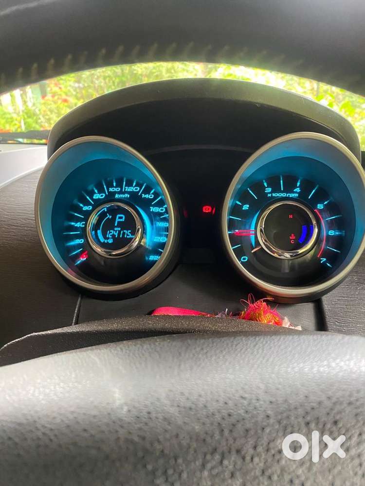 Mahindra Xuv500 Diesel 2018 For 9.5 Lakhs