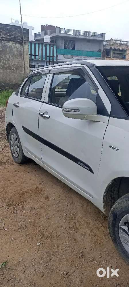 Maruti Suzuki Swift Dzire 2012 Cng & Hybrids 140000 Km Driven