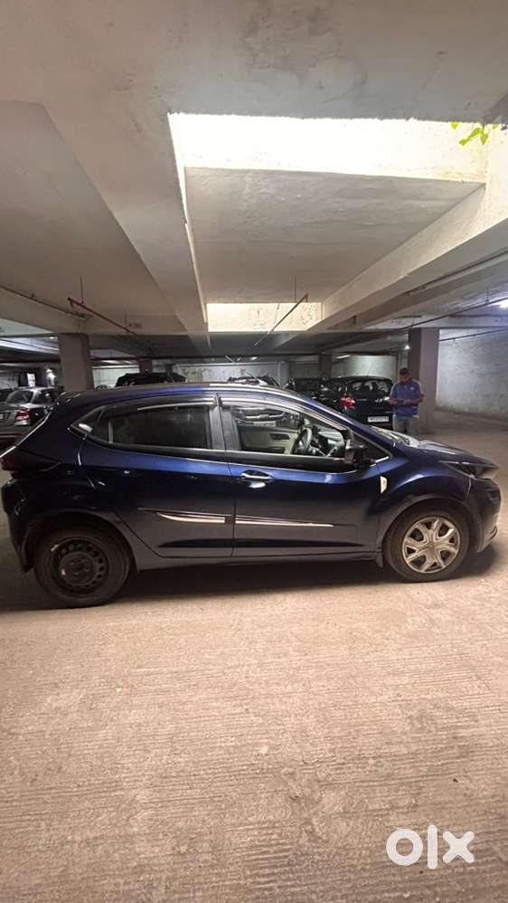 2023 Tata Altroz Diesel Manual Year