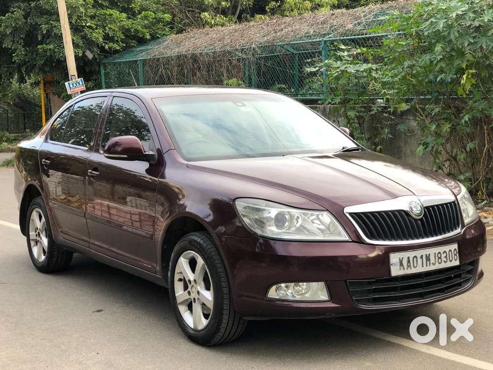 Skoda Laura Elegance 2.0 Tdi Cr Mt, 2013, Diesel