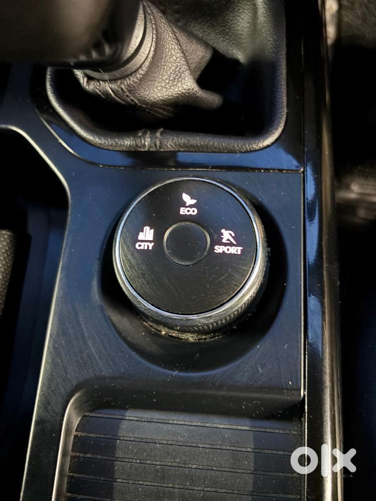 Tata Curvv Pure Plus S 1.2 Revotron Petrol 6mt, 2025, Petrol