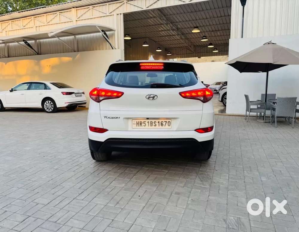Hyundai Tucson [ ] 2.0 Gls 2wd At Petrol, 2018, Petrol