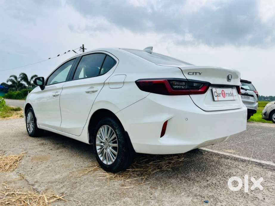 Honda City 1.5 V 5th Gen I-vtec Mt, 2021, Petrol