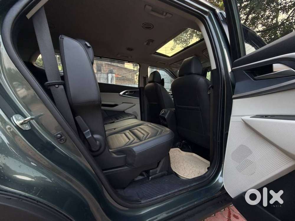 Kia Carens G1.5 6mt Gravity, 2025, Petrol