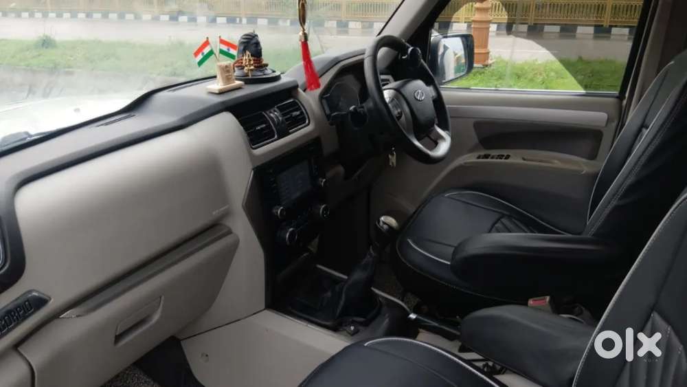 Mahindra Scorpio S10, 2015, Diesel