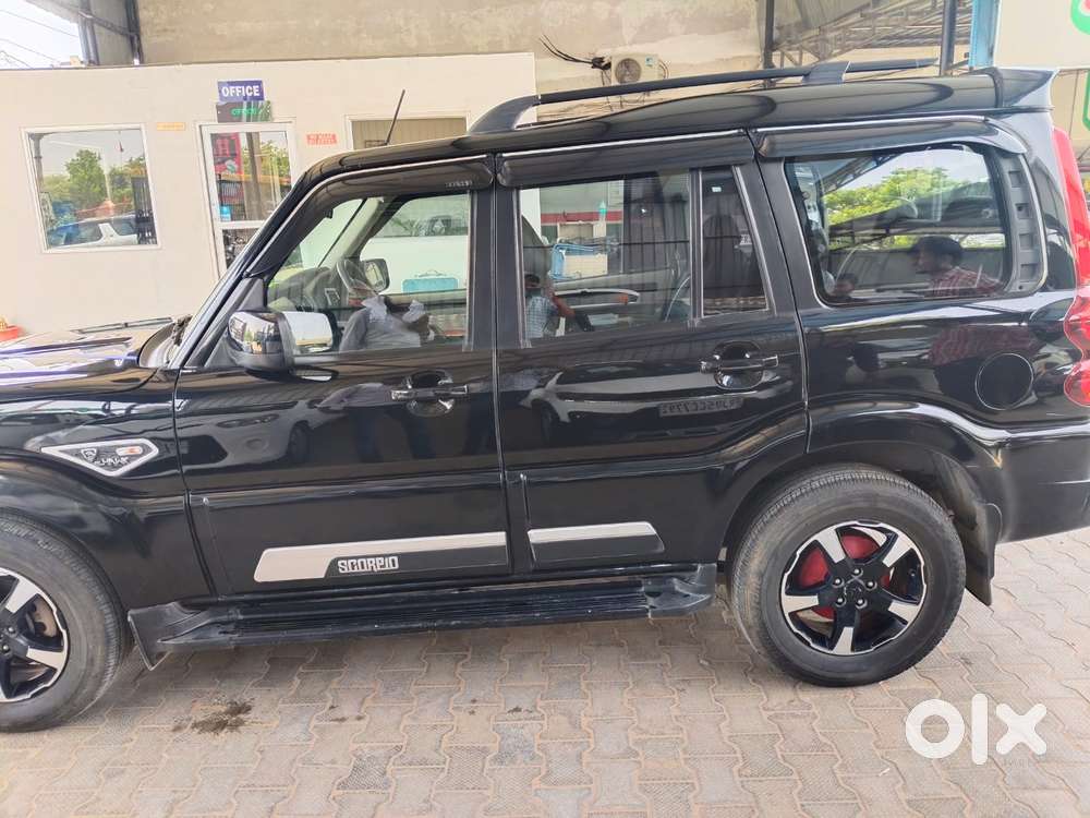 Mahindra Scorpio Classic 2.2 S 11 Mt 7 Cc, 2023, Diesel