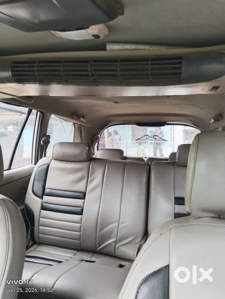 Toyota Innova 2012 Diesel Well Maintained