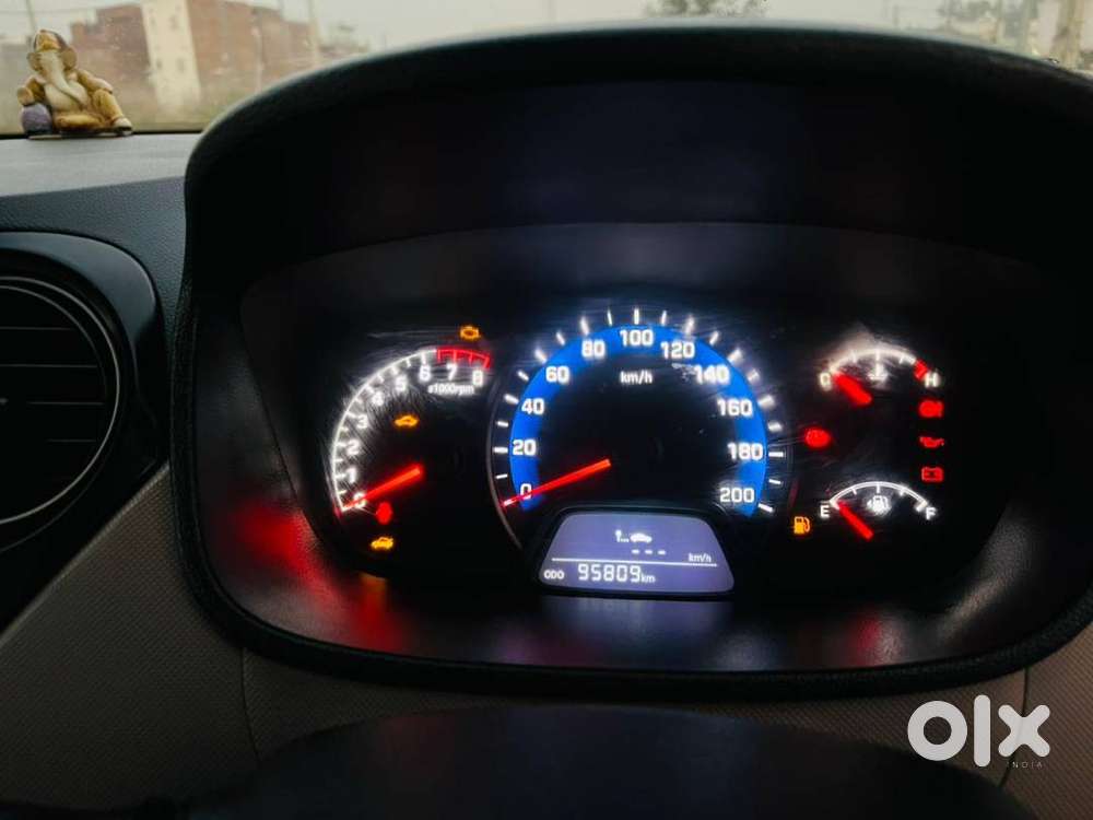 Hyundai Xcent Petrol