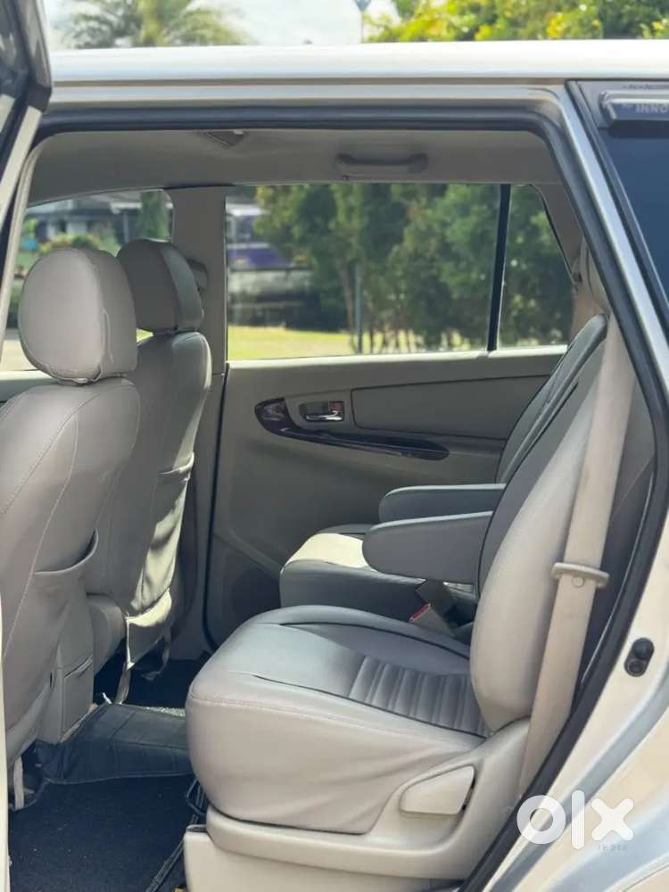 Toyota Innova Diesel Manual 2012/2013 Re Registration.
