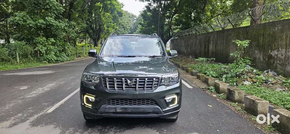 Mahindra Scorpio N Z4 Mt 7 Str Diesel 2023