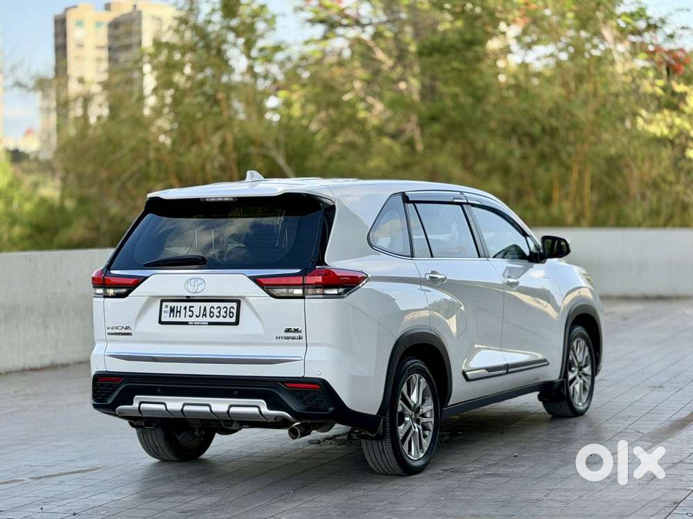 Toyota Innova Hycross 2.0 Zx Hybrid 7 Str, 2023, Electric