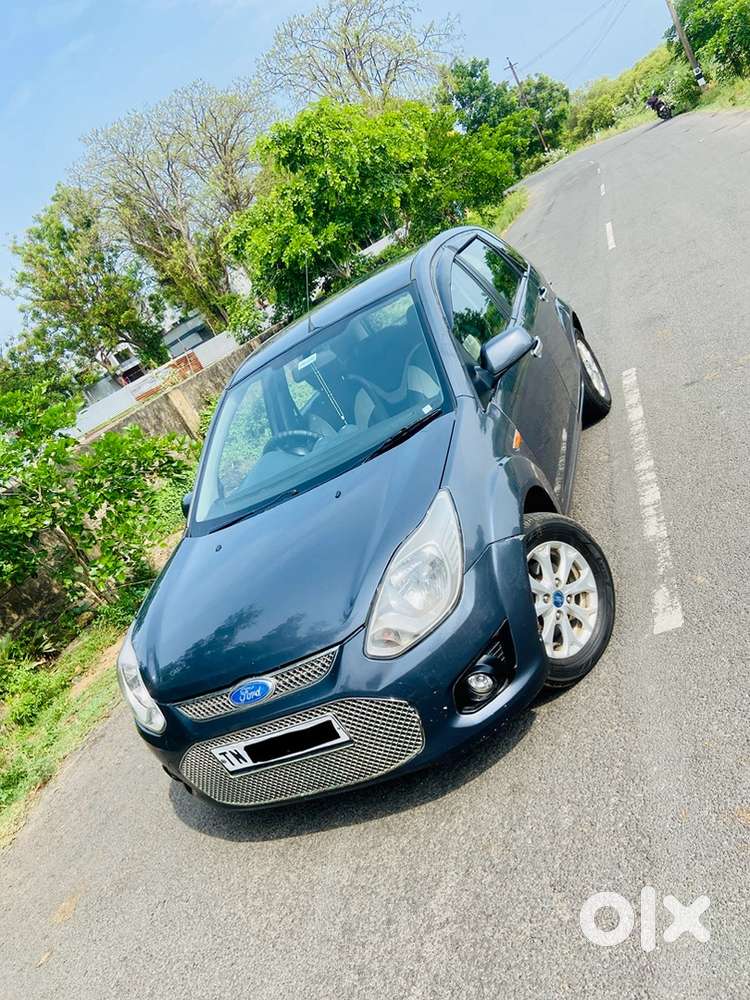 Ford Figo Diesel 2013 Topend 1.4 Titanium Well Maintained Car