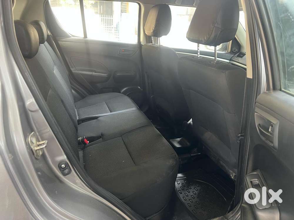 Maruti Suzuki Swift Lxi Option, 2017, Petrol