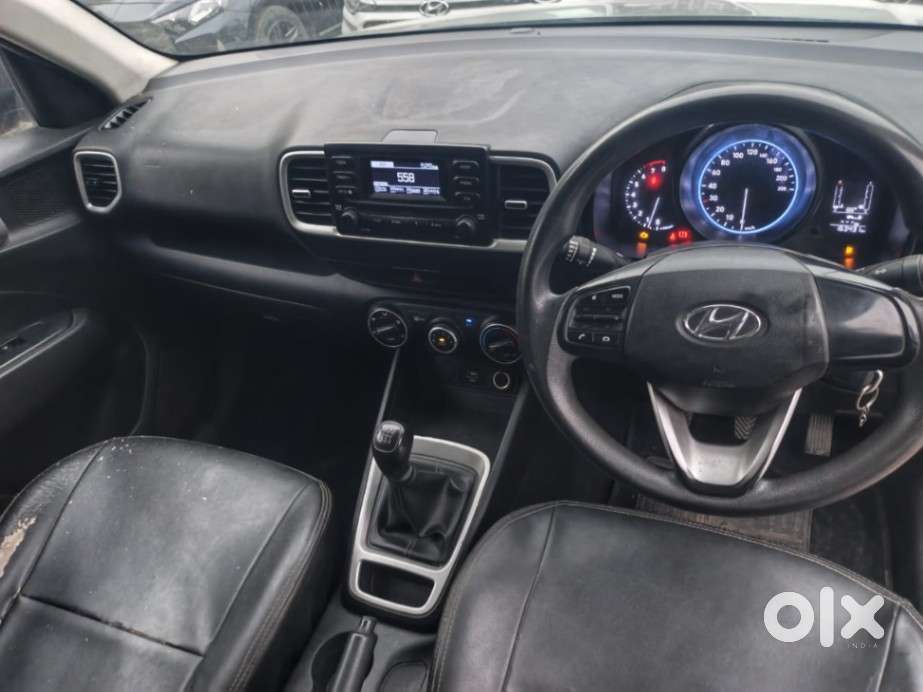 Hyundai Venue S 1.2 Petrol, 2021, Petrol