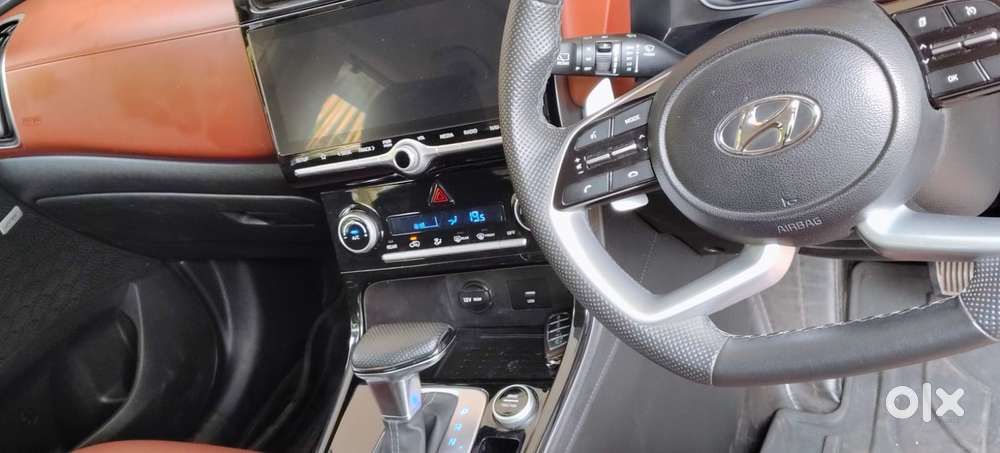 Hyundai Alcazar, 2023, Petrol