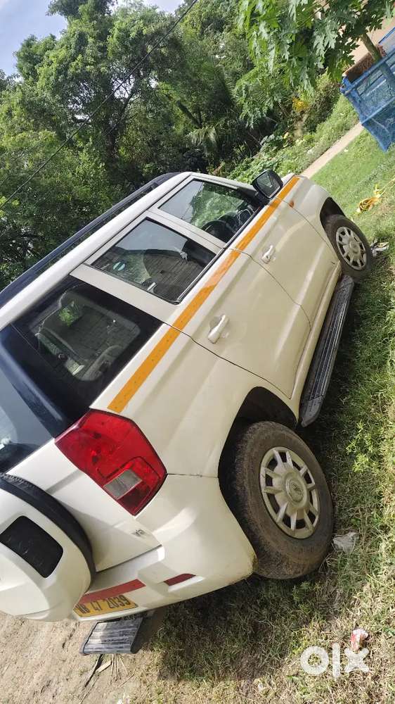 Mahindra Tuv 300 2017