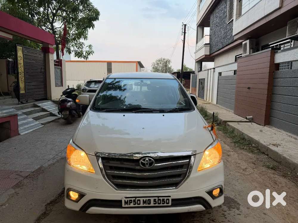 Toyota Innova Diesel 2014