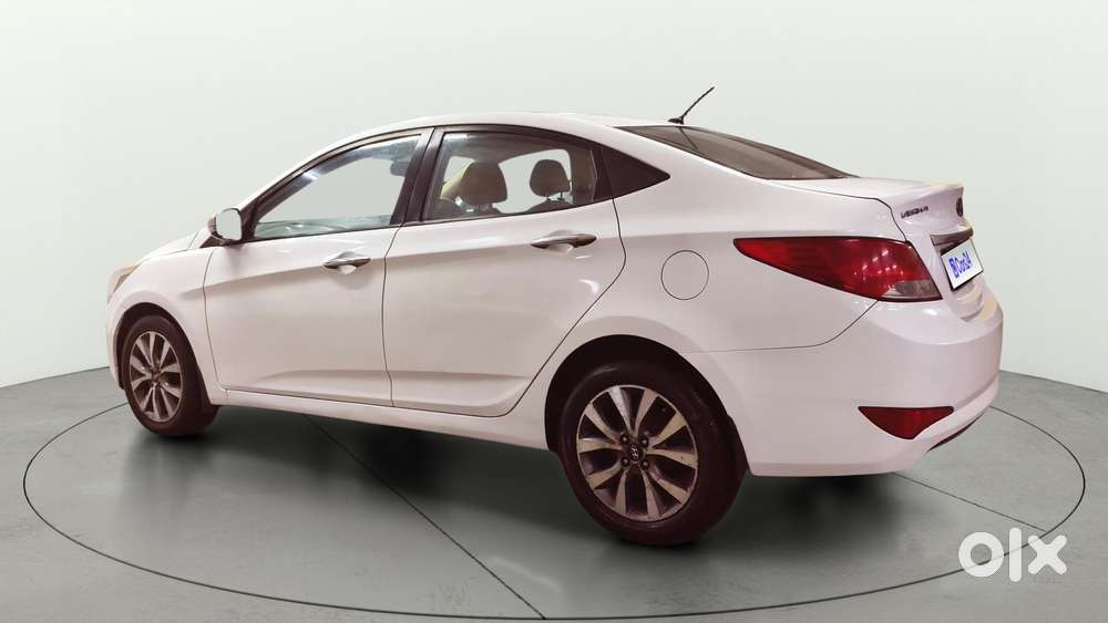 Hyundai Verna Hyundai-verna-2015-2016-1.6-crdi-s-option, 2015, Diese..