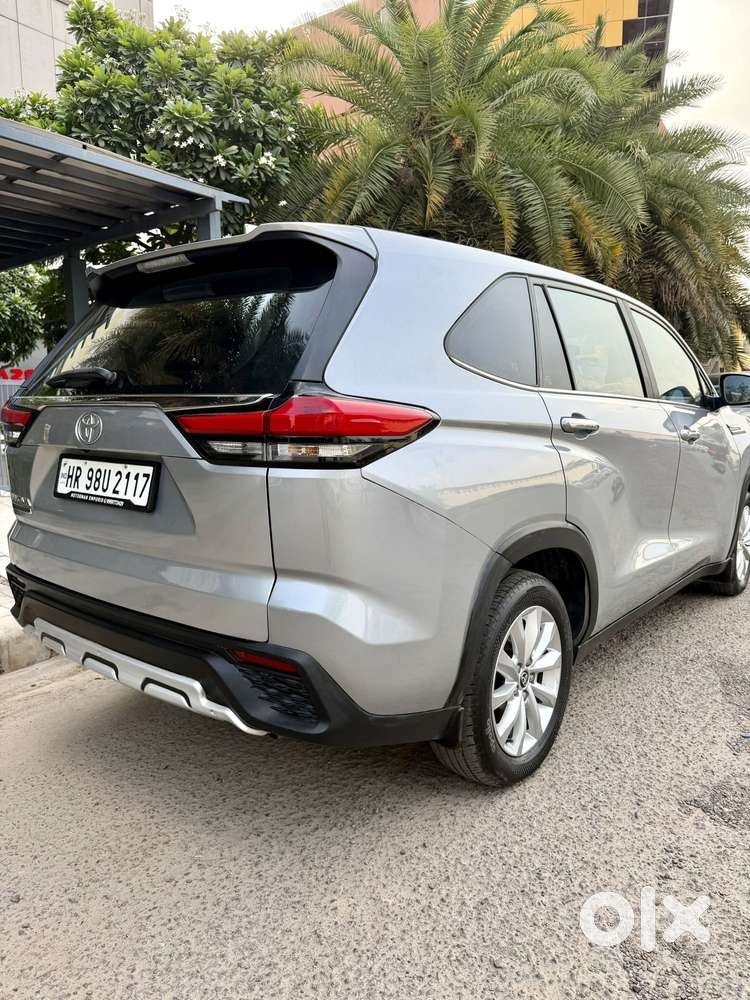 Toyota Innova Hycross 2.0 Gx 7 Str, 2025, Petrol