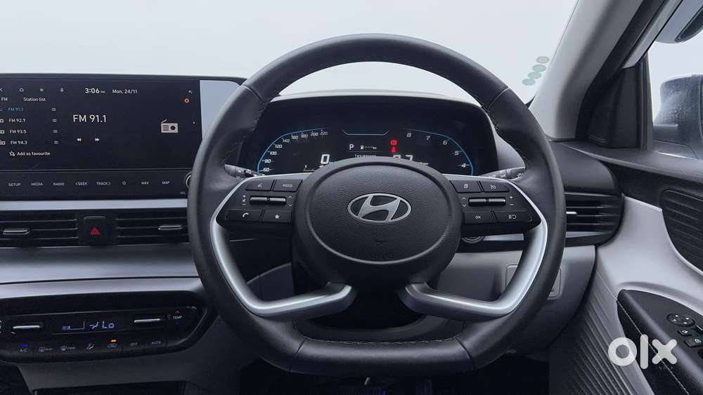 Hyundai New I20 1.2 Asta (o) Ivt, 2024, Petrol