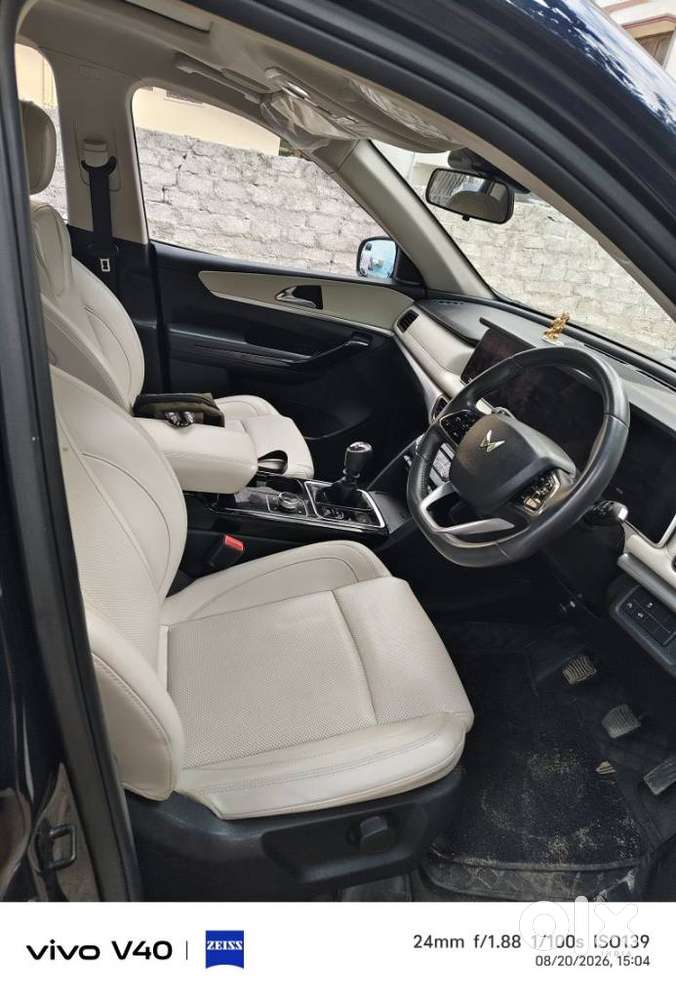 Mahindra Xuv700 2.2 Ax 7 Diesel Mt Luxury Pack Str, 2024, Diesel