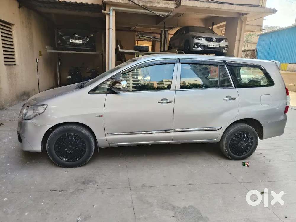 Toyota Innova 2010