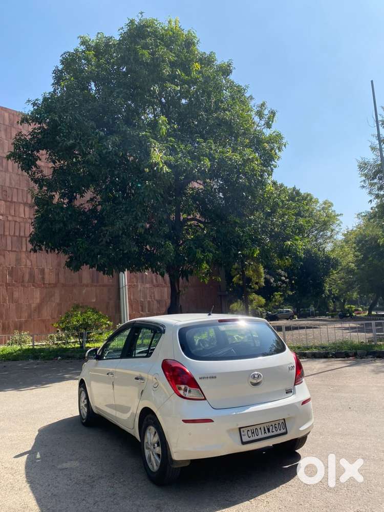 Hyundai I20 Sportz Petrol Manual 2014